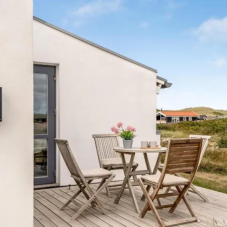 Nyrenoveret, Lækkert I Vejlby Klit Sj197 Feriehus *