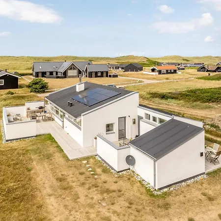 Nyrenoveret, Laekkert I Vejlby Klit Sj197 Harboør